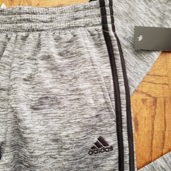 BNWT adidas Indicator bottoms in charcoal grey (L - 14/16) - Picture 5 of 5
